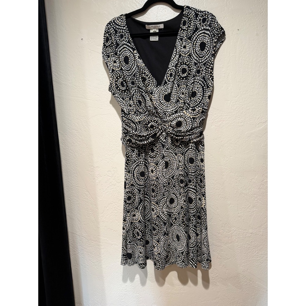 Evan-Picone Womens Size 14 Black‎ White Mosaic Circle Print V-Neck Empire Dress